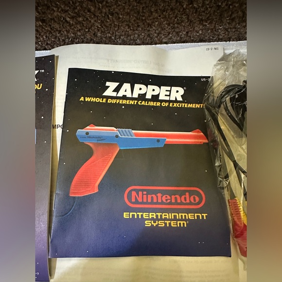 Nintendo Entertainment System Action NES Styrofoam included box only - Picture 9 of 10